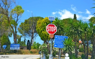 Επιτέλους! Μπήκαν έντονοι σηματοδότες στον κόμβο του Σιναπιά (εικόνες)