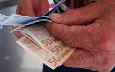 Πότε θα καταβληθούν οι συντάξεις Αυγούστου