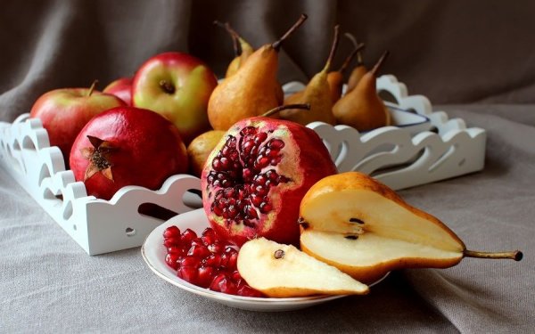 Ελένη Χαρώνη: Εποχικά φρούτα του Οκτώβρη