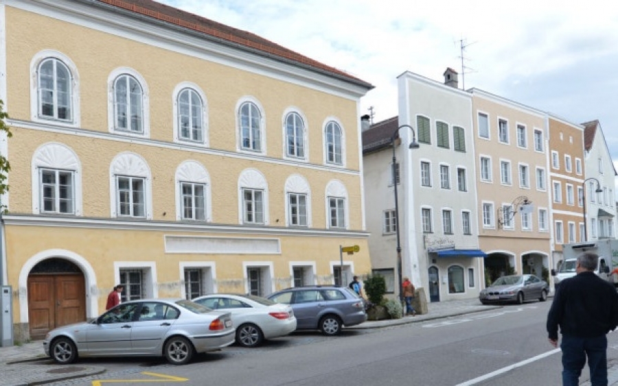 Αυστρία: Βρέθηκε λύση για το πατρικό σπίτι του Χίτλερ – Θα μετατραπεί σε αστυνομικό τμήμα!