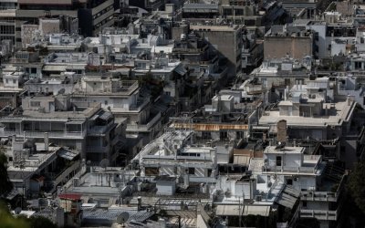 «Αλαλούμ» με τα κοινόχρηστα: Αγοραστές αρνούνται να πάρουν στις πλάτες τους «βάρη» άλλων
