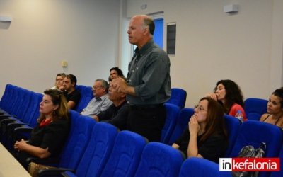 Συνομιλώντας με τον εαυτό μου, γράφει ο Γεράσιμος Δαναλάτος