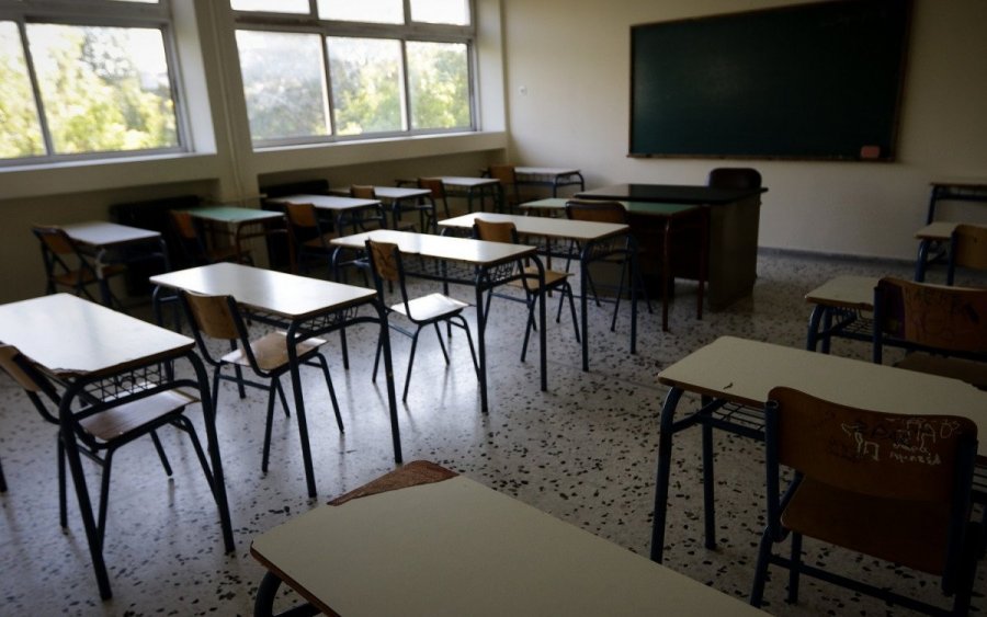 Και επίσημα μαθήματα και το καλοκαίρι στα σχολεία, πότε ξεκινούν οι διακοπές για τους μαθητές