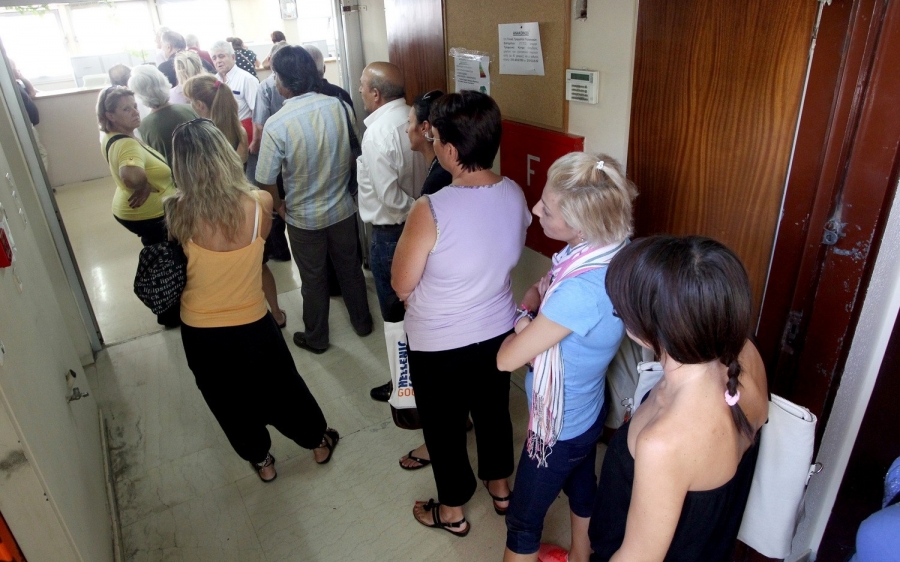 Σε 120 δόσεις και κούρεμα 50% για χρέη έως 250.000 ευρώ σε ΕΦΚΑ και εφορία