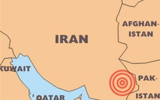 Τουλάχιστον 40 οι νεκροί από το σεισμό των 7,8 Ρίχτερ στο Ιράν