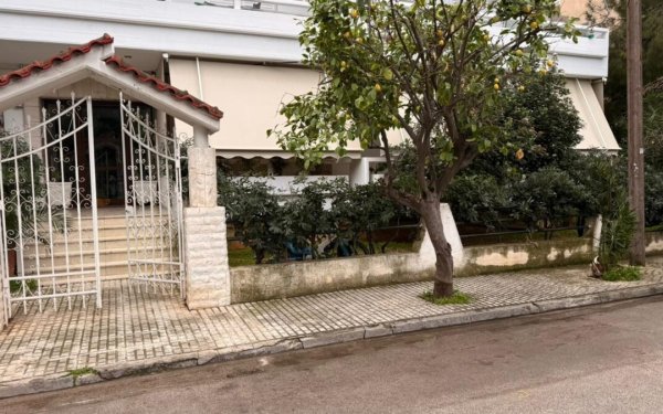 Ελευσίνα: Πάτησε κατά λάθος γκάζι και σκότωσε την 71χρονη μητέρα της