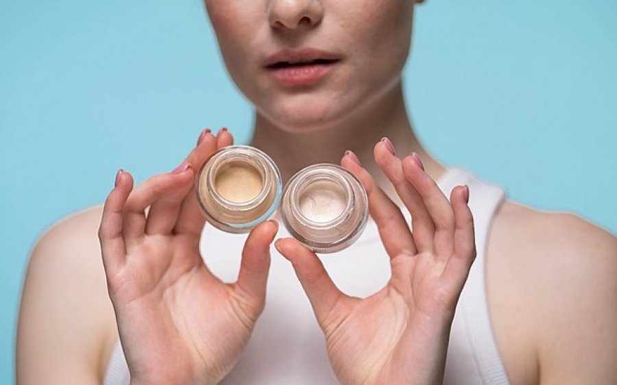 Concealer: Πώς να το χρησιμοποιήσεις για να έχεις το ιδανικό αποτέλεσμα σε κάθε ατέλεια του δέρματος σου