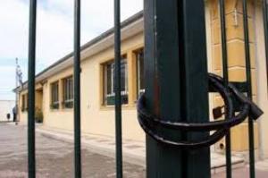 Kλειστά τα σχολεία ως και την Παρασκευή