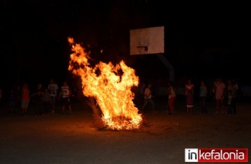Σήμερα: «Χορεύοντας στις φωτιές του Αϊ Γιάννη» στα Σπαρτιά