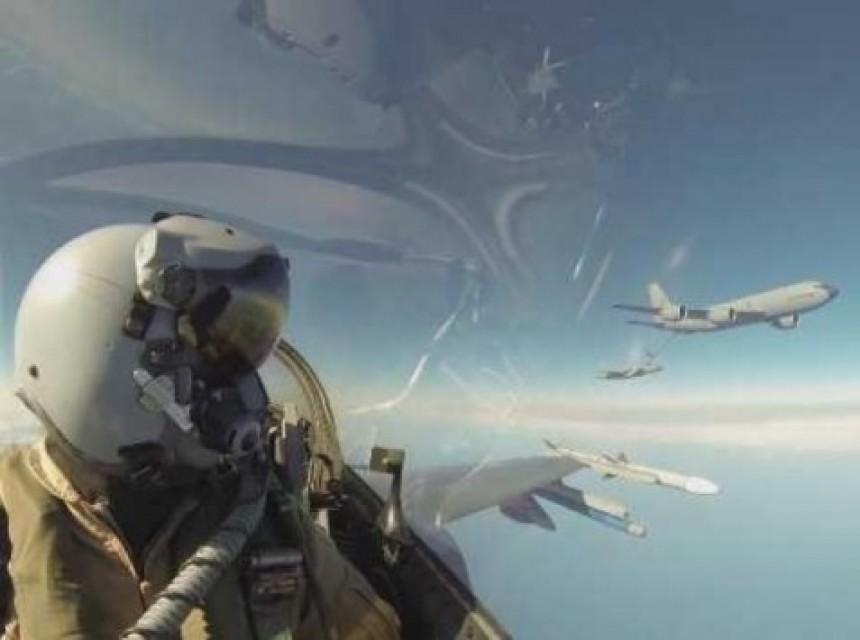 Δείτε αερομαχία με F-16 μέσα απο καμερα Go-Pro! (video)