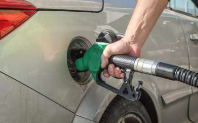 Fuel Pass 2: Άνοιξε η πλατφόρμα για την επιδότηση – Η διαδικασία, τα ποσά και πότε πληρώνονται