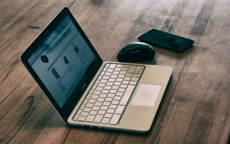 Τηλεκπαίδευση: Ποιοι θα πάρουν δωρεάν laptop και tablet