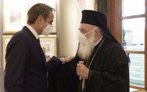Ιερώνυμος μετά τη συνάντηση με Μητσοτάκη: Βρήκαμε λύση για τις εκκλησίες το Πάσχα