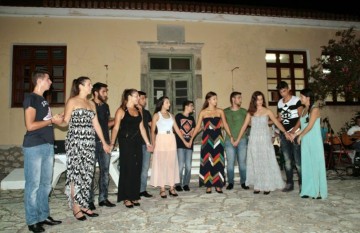 Μια μοναδική χορευτική παράσταση στα Αντυπάτα της Ερίσσου