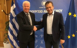 Θέματα αθλητικών υποδομών στη συνάντηση Τρεπεκλή με τον Αν. Υπουργό Αθλητισμού