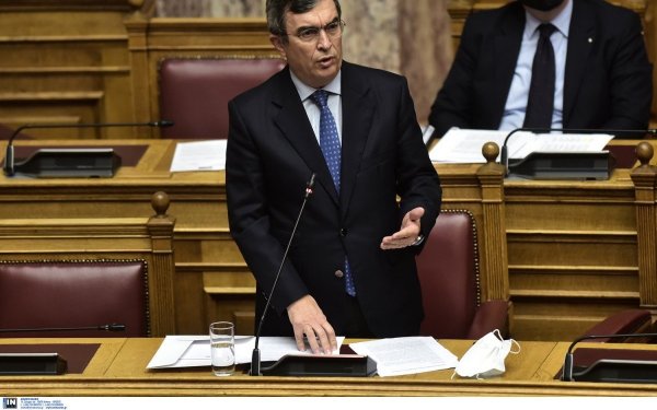 Μήνυμα στο 13033 και για την επιστροφή από το Ρεβεγιόν