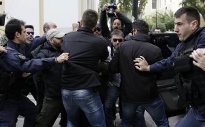 Ξυλοκόπησαν πάλι τον δολοφόνο της Δώρας στην Ευελπίδων