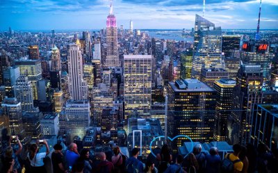 Η Νέα Υόρκη βυθίζεται από τα κτίριά της – Τι αποκαλύπτει μελέτη του αμερικανικού Γεωλογικού Ινστιτούτου