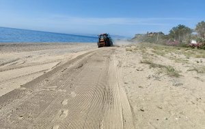Καθαρίστηκε η παραλία της Σκάλας &amp; αποκαταστάθηκε η πρόσβαση προς Σπίθους (εικόνες)
