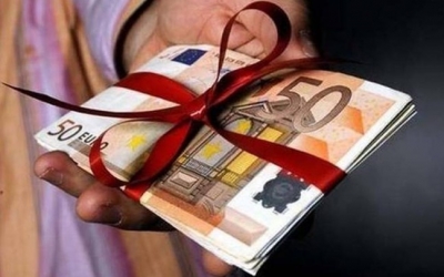 Το αργότερο μέχρι σήμερα πρέπει να καταβληθεί το Δώρο Πάσχα