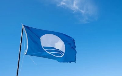 Γαλάζιες σημαίες: Αυτές είναι οι 13 παραλίες της Κεφαλονιάς που βραβεύθηκαν φέτος - Εκτός λίστας 2 παραλίες