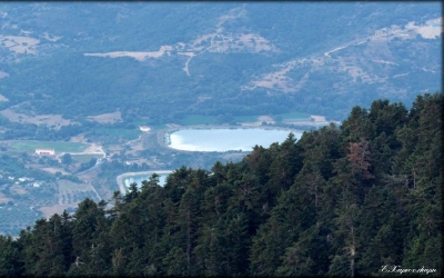 Οι "δίδυμες" λίμνες των Τζαννάτων... ένα υπέροχο θέαμα (εικόνες)