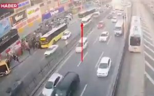 Κωνσταντινούπολη: Λεωφορείο έπεσε πάνω σε πλήθος - Δύο νεκροί - Πέντε τραυματίες