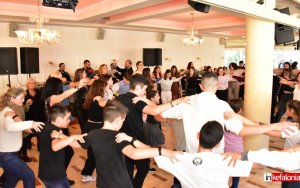 Κεφαλονιά: Γλέντησαν με την ψυχή τους στην κοπή της πίτας του Πολιτιστικού Συλλόγου ''Ο Μπάλλος" (video)