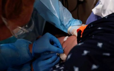 Θεραπεία με μονοκλωνικά αντισώματα σε μια έγκυο κι άλλους 40 ασθενείς – Τι αλλάζει