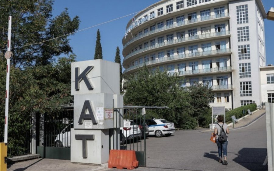 Εύβοια: Με τετραπληγία διεγνώσθη ο 24χρονος που χτύπησε βουτώντας για τον σταυρό -Παραμένει διασωληνωμένος