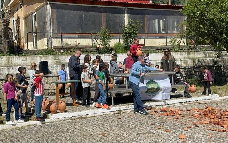 Με μεγάλη επιτυχία το έθιμο των μπότηδων στα Πουλάτα