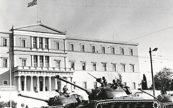 Γαβριήλ Μανωλάτος για την 21η Απριλίου: Η μνήμη ως ευθύνη και η δημοκρατία ως διαρκές ζητούμενο