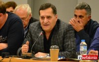 Η κοινωνία ζητά λύσεις, όχι πολιτικές αναβιώσεις του παρελθόντος