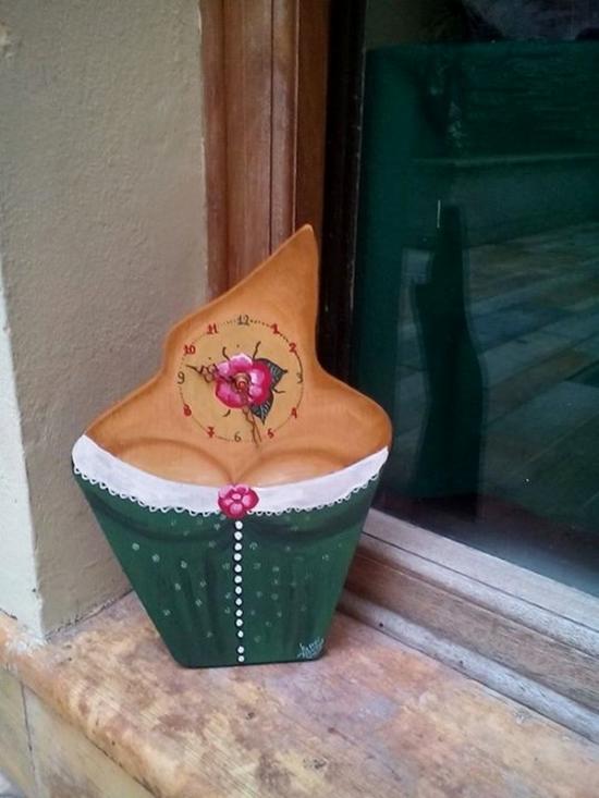 Επιτραπέζιο ρολόι, μπούστο "Δια χειρώς Λεωνιδάκη"