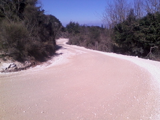 Άλλο ένα καλοκαίρι αποκομμένη η Έρισος και δεν θα είναι πια "Βιώσιμη" !