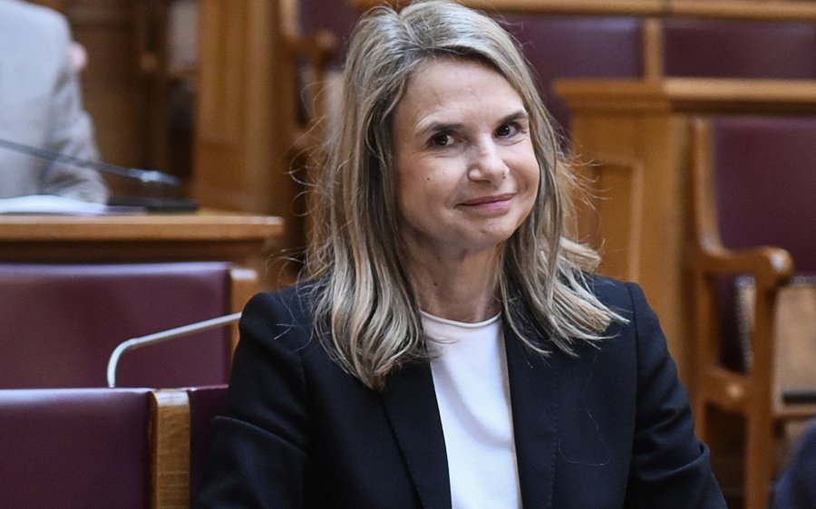 Μιλένα Αποστολάκη στον COSMOS 96,5: Αιχμές για συγκάλυψη και ΟΠΕΚΕΠΕ – Τι αποκάλυψε στην Εξεταστική