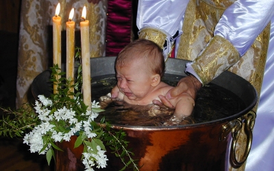 Η Μητρόπολη Πατρών απαγορεύει τα διπλά ονόματα στις βαφτίσεις