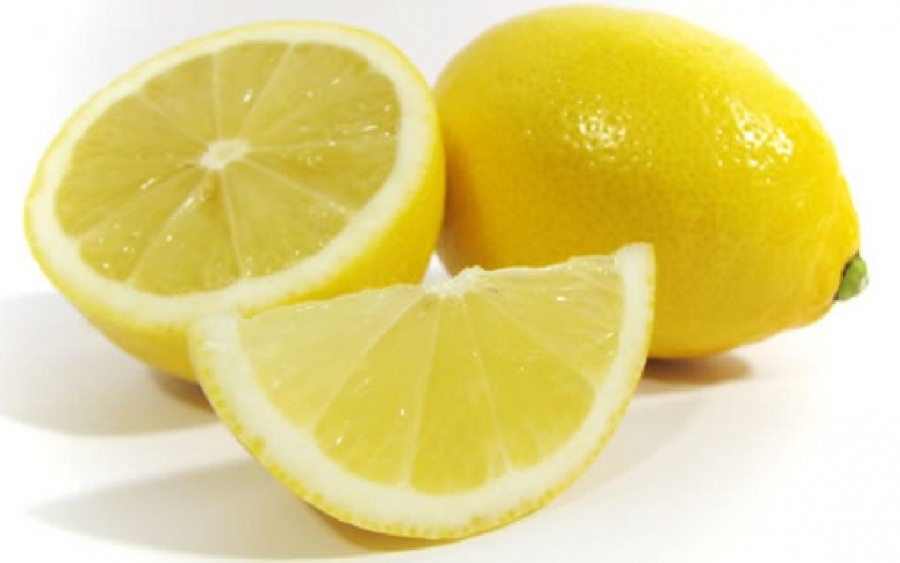 Γιατί πρέπει να βάζετε τα λεμόνια στην κατάψυξη