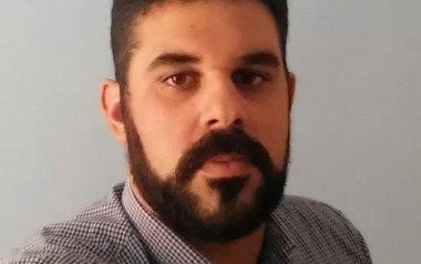 Ο Αλέξανδρος Σπυράτος ευχαριστεί με τον δικό του τρόπο τον Δήμαρχο Κεφαλονιάς για την... προσφορά του στο Λήξουρι!