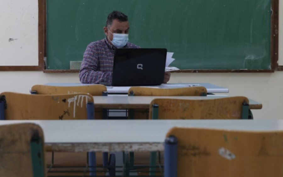Πέτσας για σχολεία: Στις 4 Ιανουαρίου θα ξέρουμε αν θα ανοίξουν