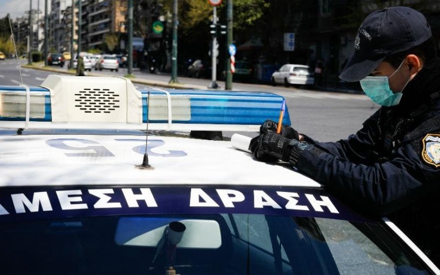 4 παραβάσεις συνολικά στην Κεφαλονιά για άσκοπες μετακινήσεις και μη χρήση μάσκας - "Έπεσαν" νέα πρόστιμα (7/12)