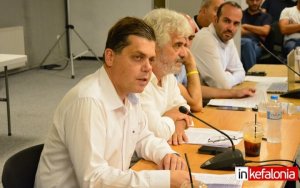 Η Λαϊκή Συσπείρωση για τους εργαζόμενους στο "Βοήθεια στο Σπίτι"