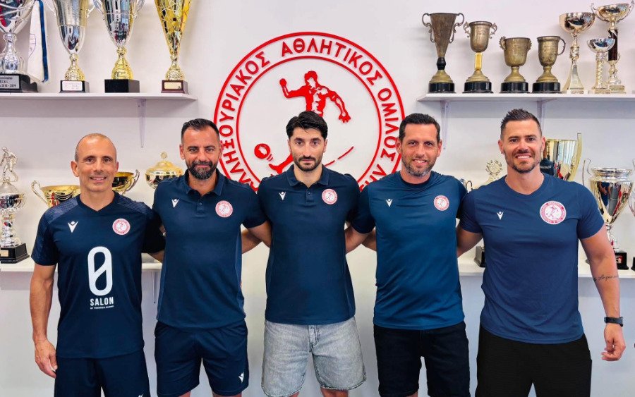 Παλληξουριακός: "Ομάδα που κερδίζει, δεν αλλάζει!"