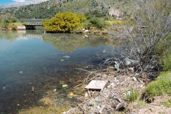 Κούταβος. Και αυτός σε κρίση.