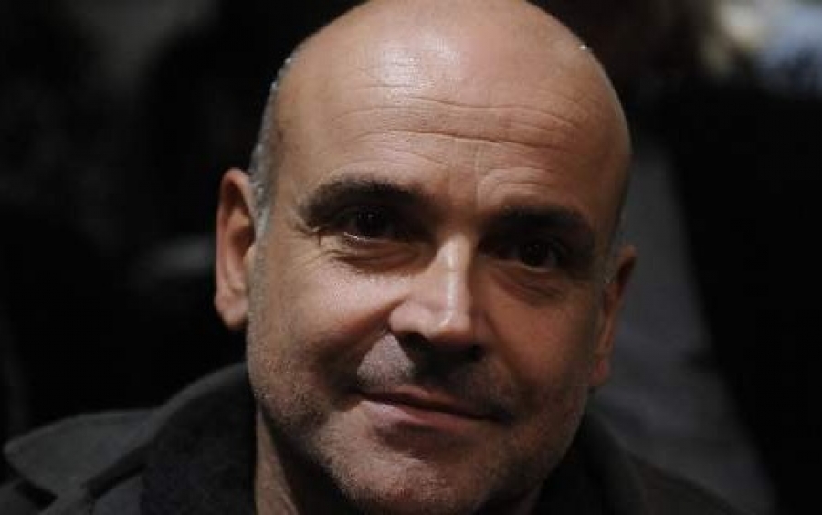 Μαχαίρωσαν τον δήμαρχο Ελευσίνας μέσα στο γραφείο του