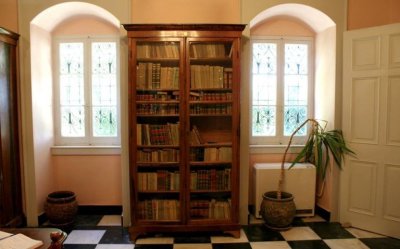 Σημαντική δωρεά στην Ιακωβάτειο βιβλιοθήκη: Το αρχείο του Γιώργου Γ. Αλισανδράτου