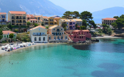 Πανηγυρίζουν οι Βρετανοί: «Μέσω Εδιμβούργου της Σκωτίας στην Ελλάδα!», γράφει η Daily Mail