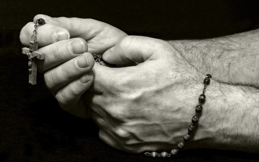 Έρχεται το «έξυπνο» κομποσκοίνι -Θα… σου θυμίζει να προσεύχεσαι (εικόνα)