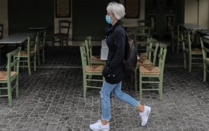 Κατρακύλα της Ελλάδας στην διαχείριση της πανδημίας - Έχασε 20 θέσεις σε ένα μήνα