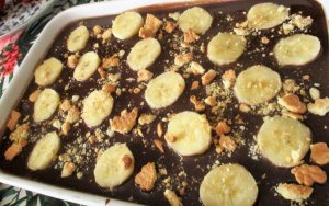 Μπισκοτογλυκό με σοκολάτα και μπανάνα από την Σία Λαδά